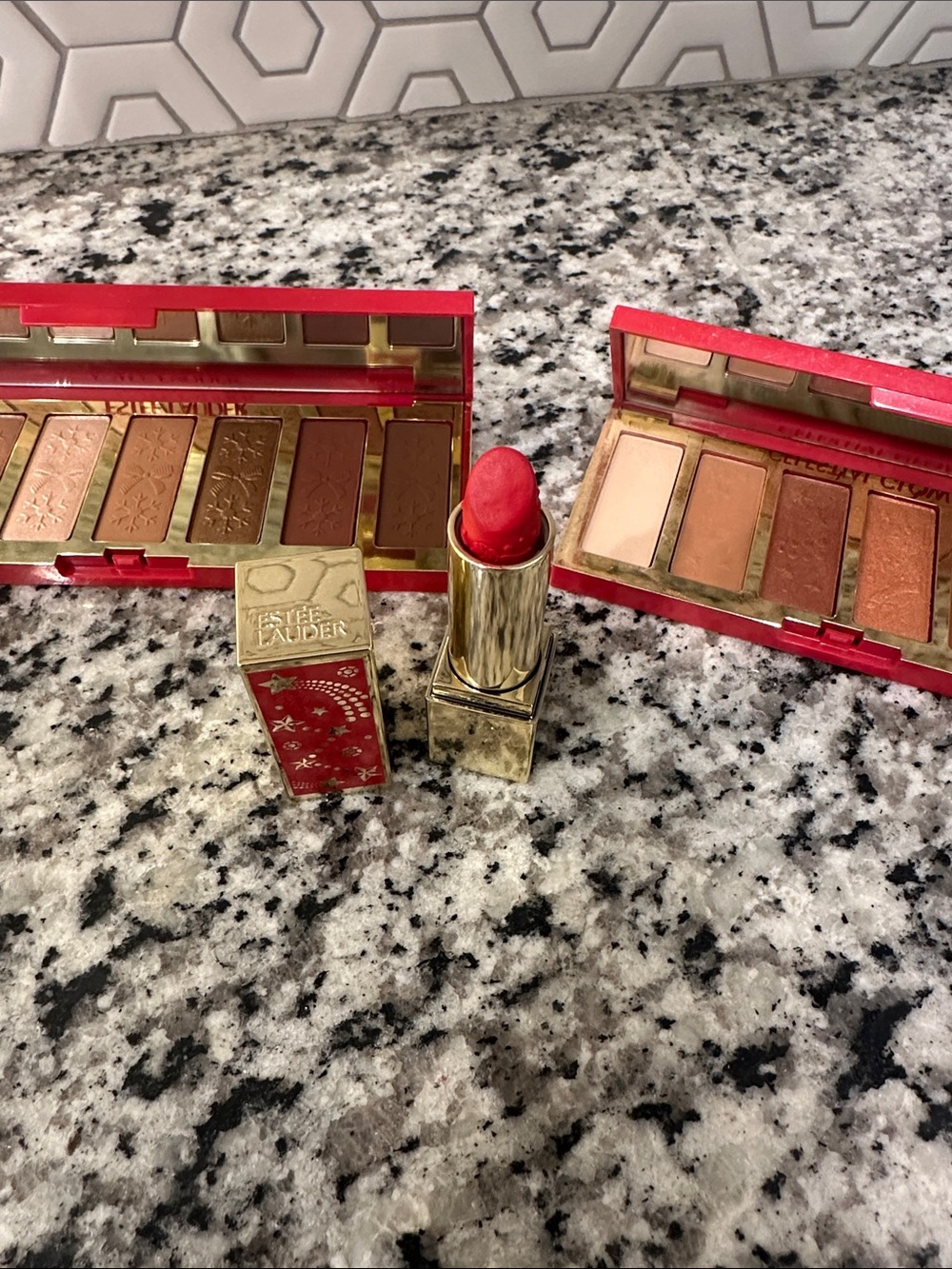 Estee Lauder (3 products) Red Lipstick & 2 Neutral Eyeshadow Palettes